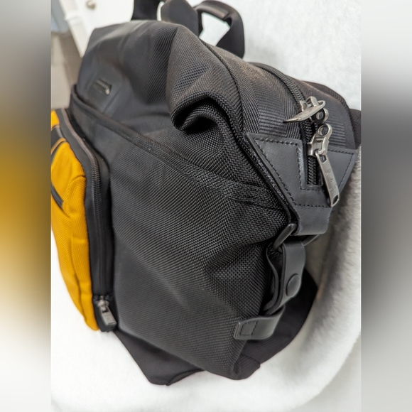 Tumi x Mini Cooper Collaboration Duffle Duffel Bag - Picture 4 of 7